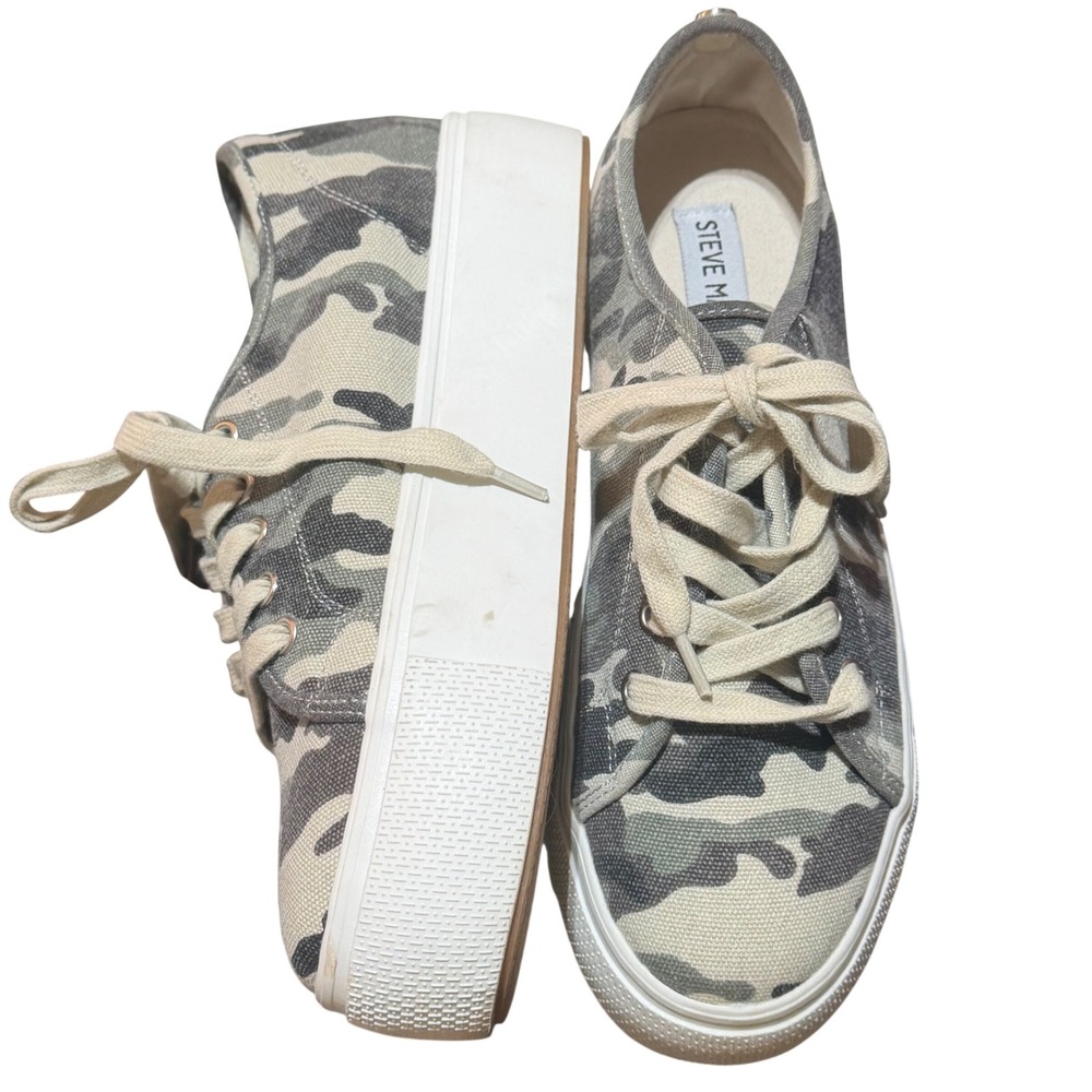 Steve Madden Elore Platform Sneaker Womens 8 Camo Canvas Flatform Low Top Y2K - Picture 7 of 8